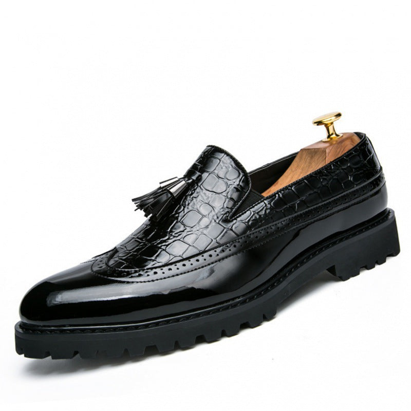 Mens Casual Slip-On Leather Shoes with Brocade Design
